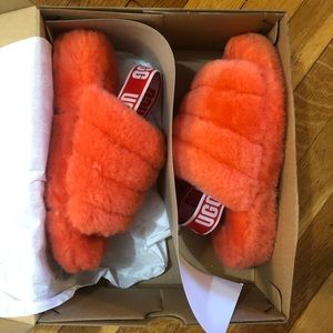 UGG slides size 6 NWT